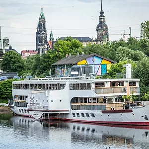 Schiffsherberge Poeppelmann 2*, Dresden Duitsland